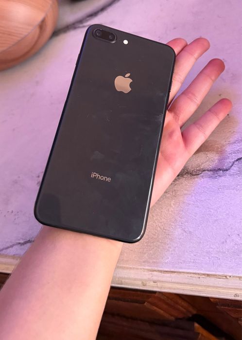 iPhone 8 Plus 64 GB Preto + Caixa Original – Leia a descrição