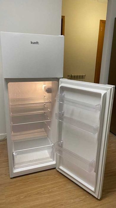 Frigorífico Kunft, modelo KDD5195, como novo