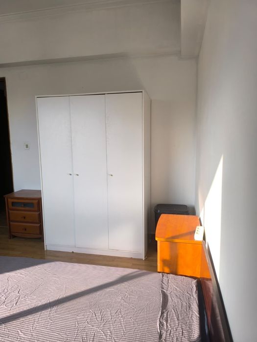 Arrendo quarto amplo excelente oportunidade
