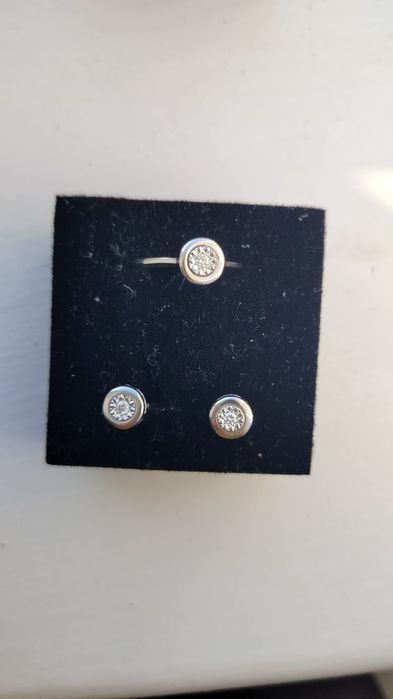 Золото біле з діамантами