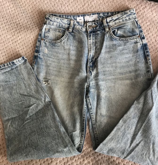 mom jeans, wysoki stan