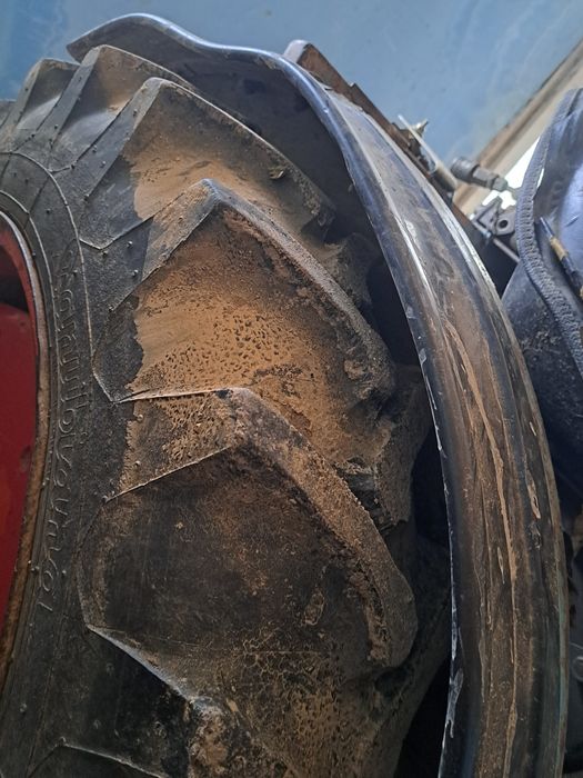 Ciągnik sadowniczy Massey Ferguson 152V Eicher 3710A 4x4