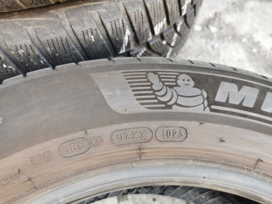 327) Opona - 235/60/18 - Michelin - 1x2023 - 6mm - Letnia