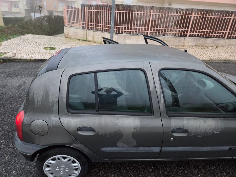 Renault clio 1.2  muito bom preco