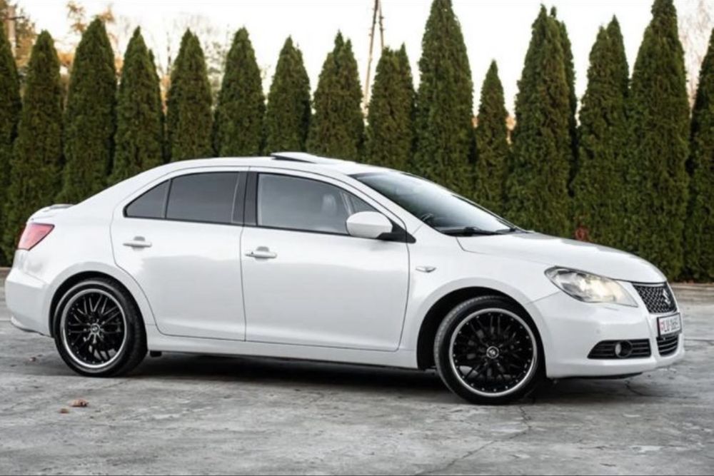 Suzuki Kizashi 2010