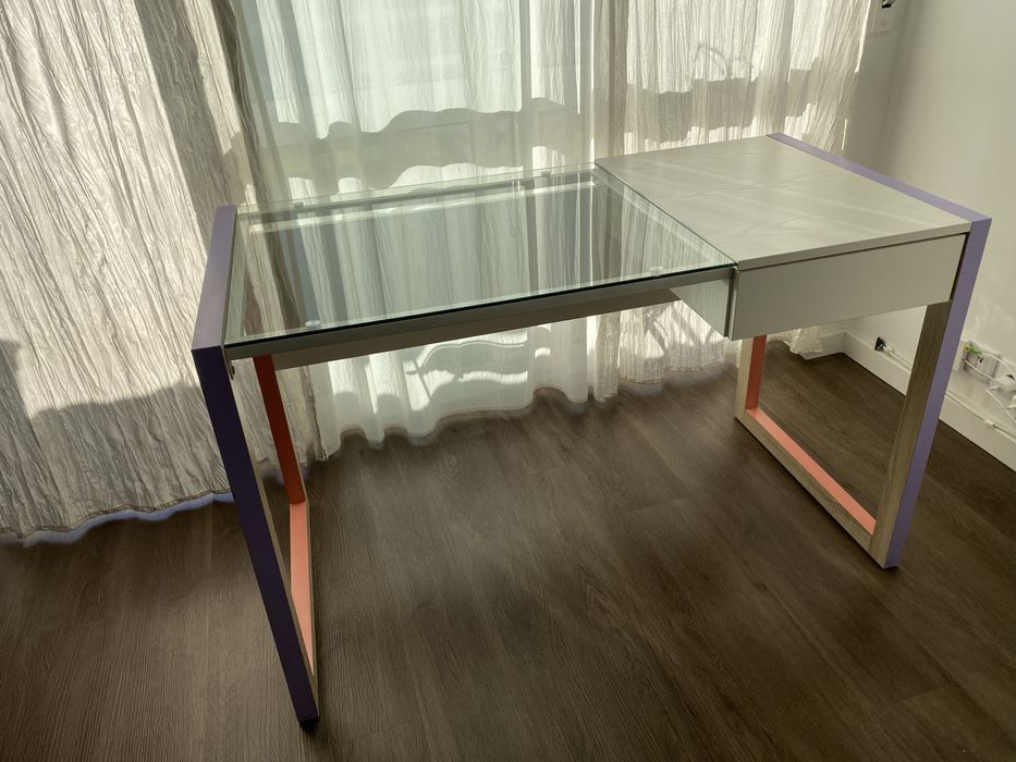 Secretaria criança colorida de vidro com gaveta