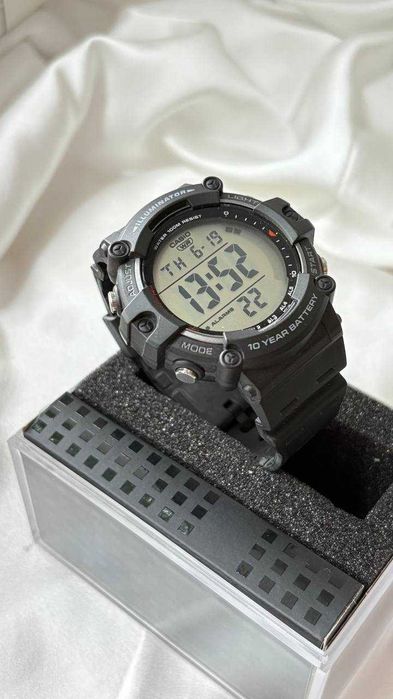 Годинник Casio Timeless Collection AE-1500WH-1AVEF