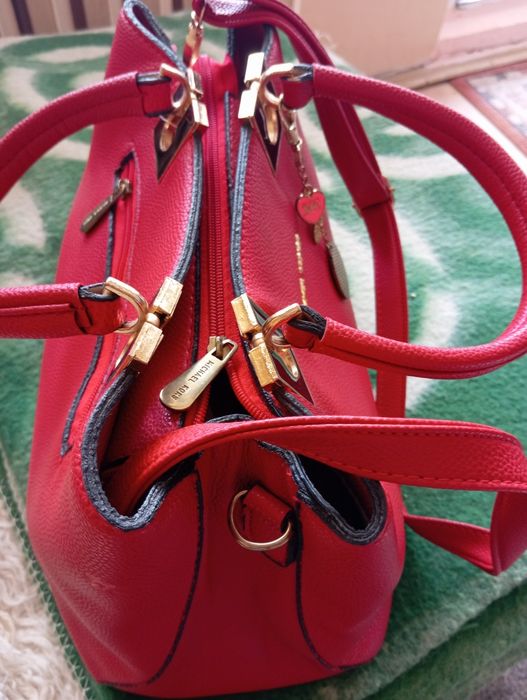 Damska torebka czerwona