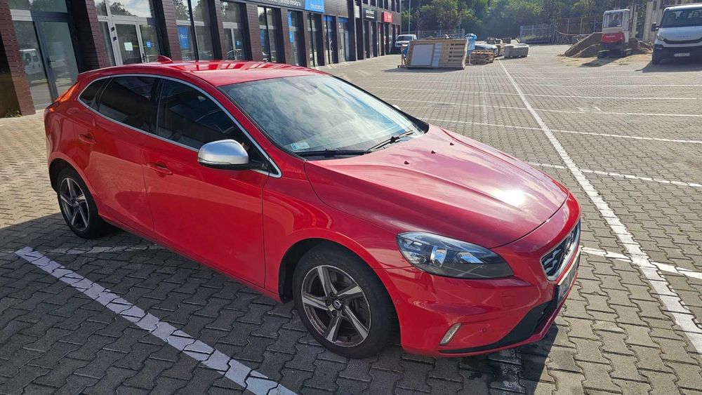 Volvo V40