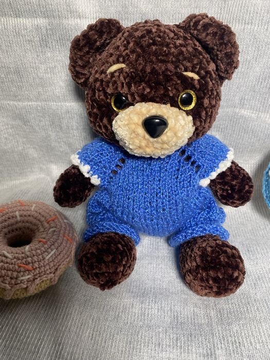 Іграшки вʼязані гачком