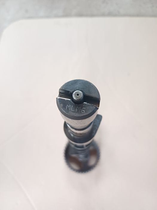 Распредвал вольво в40