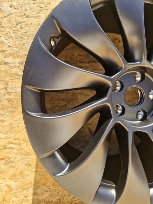tesla model y felga 21 118822700b