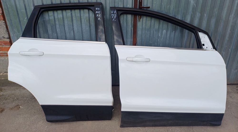 Drzwi prawy przód i tył do Forda Kuga MK 2 kolor 5D