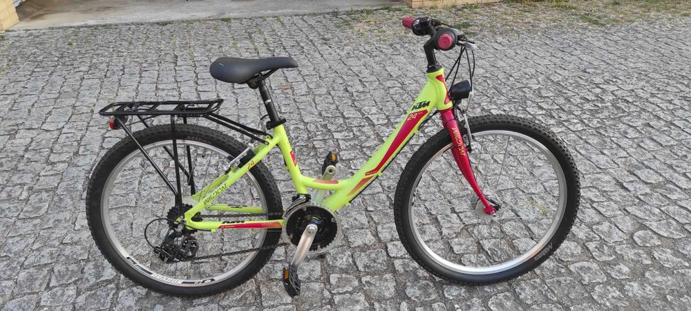 Bibicleta BTT roda 24 - KTM