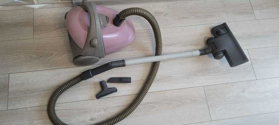 Odkurzacz workowy Zelmer Meteor 2, duża moc 1400W, gratis 5 worków i filtry