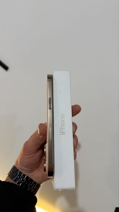 Iphone 16 Pro 128 Gb Desert ідеал акб 99%