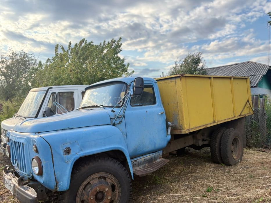 Продам ГАЗ 52 самосвал ,бензиновый