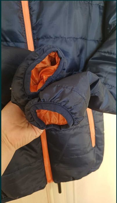 Куртка розмір L 500 грн.