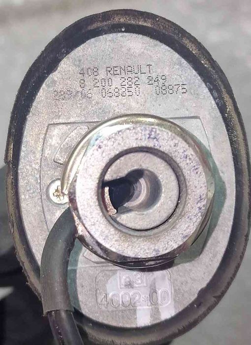Antena 8200282249 - RENAULT CLIO III