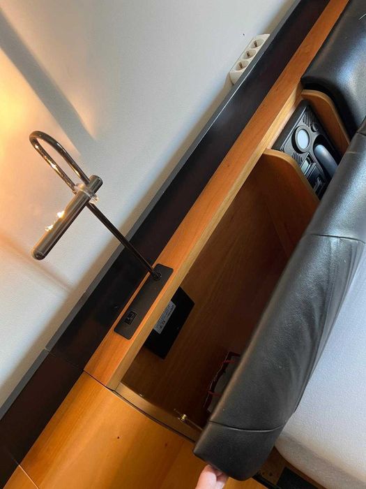 Quarto de casal se estrado e sem colchão