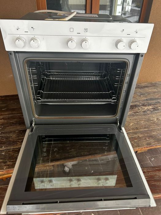 Електрична духовка  Siemens бв хороший стан