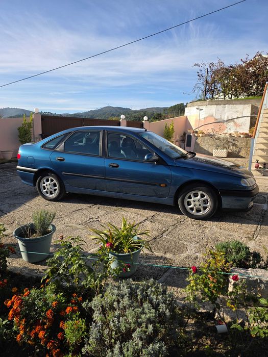 Carro Renault Laguna 1.8 RXE