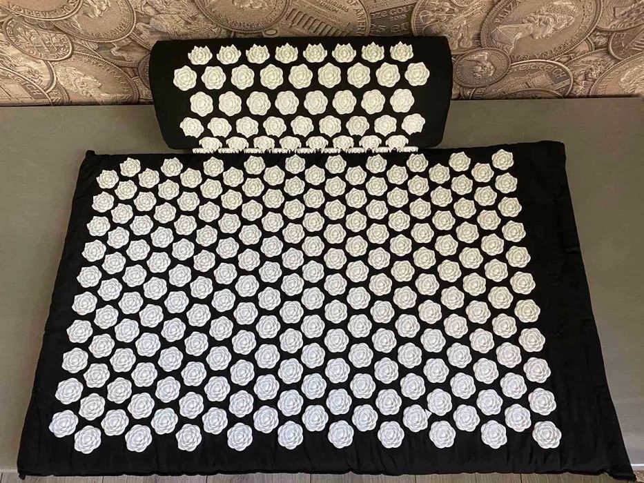 Массажный коврик . Аппликатор Кузнецова .