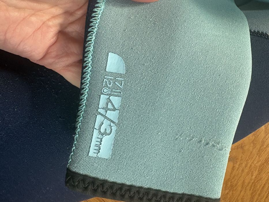 Tribord pianka pływacka