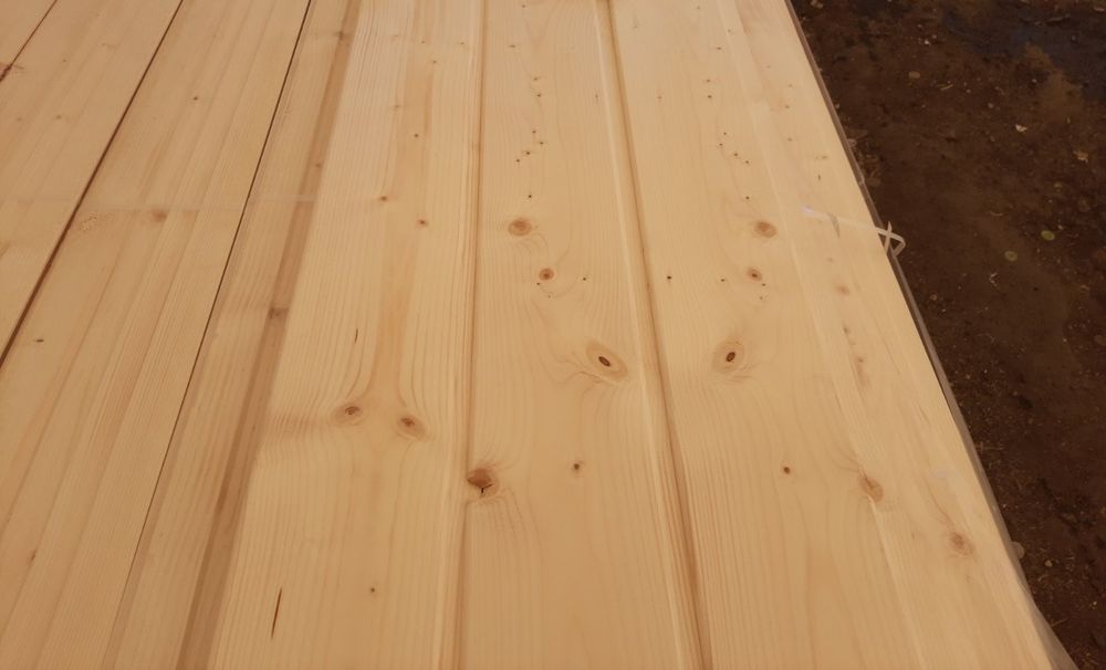 Deska elewacyjna szalówka świerkowa świerk  19x146 boazeria 11x96