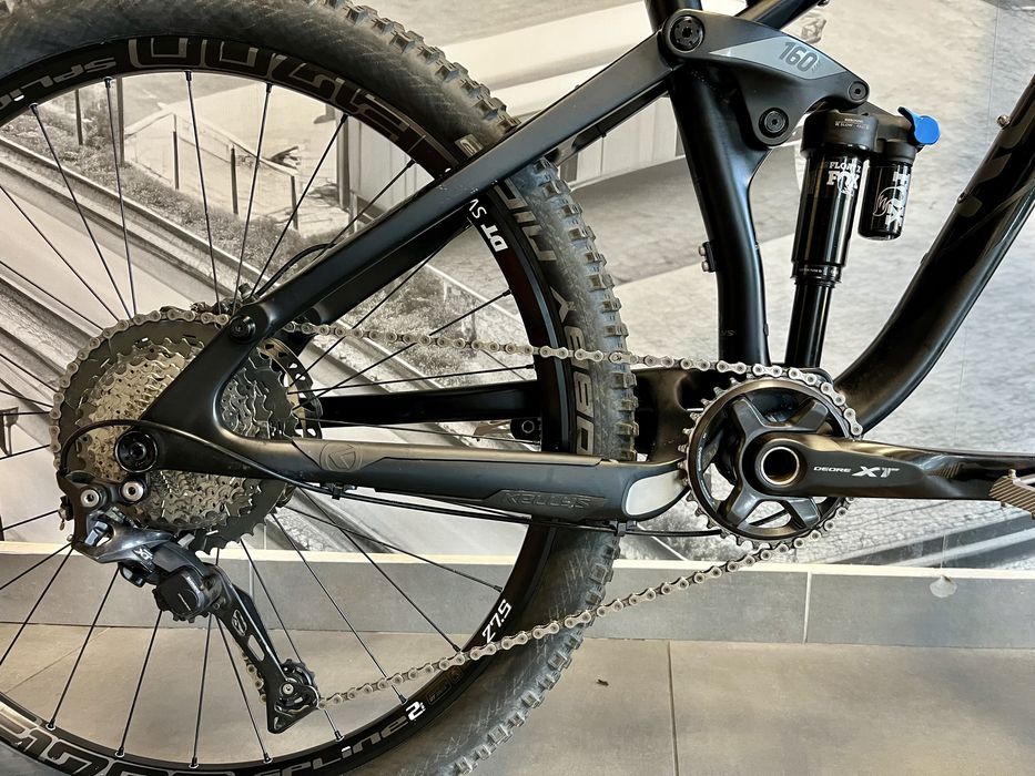 Kellys Eraser 90 karbon Enduro 160 rozm M Fox 36 DT Swiss XT