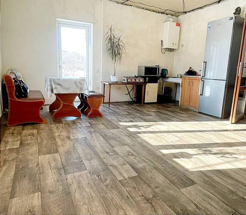 Продам будинок у смт Карнаухівка