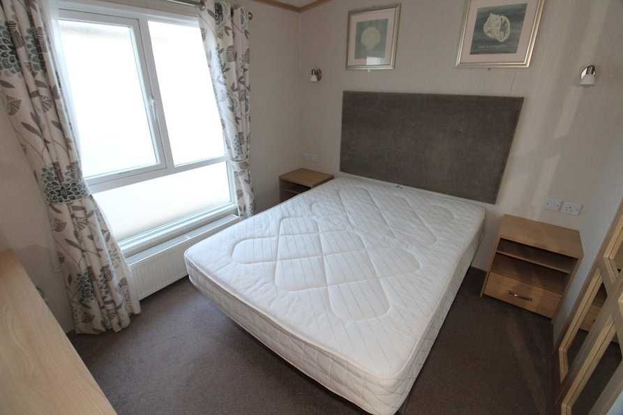 CASA LINDA COM 2 QUARTOS