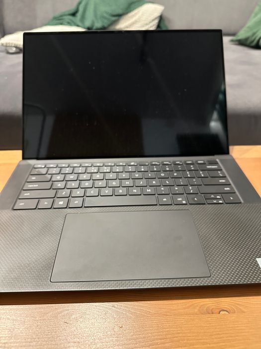 Dell Precision 5550 / i7-10gen / 32GB RAM / 256GB