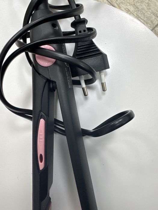 Вирівнювач для волосся grunhelm