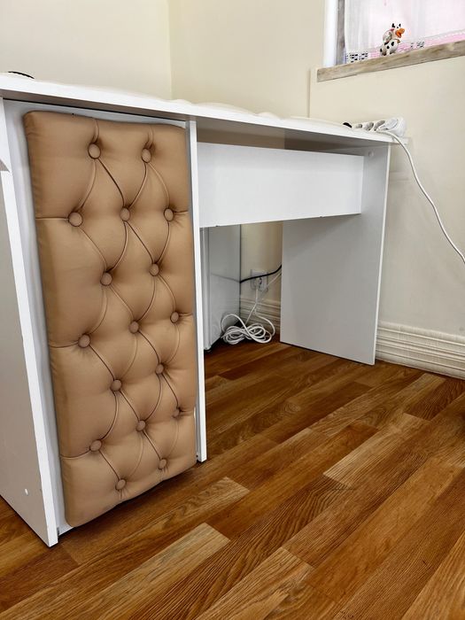 Mesa para manicure
