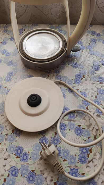 Продам подошву под электрочайник