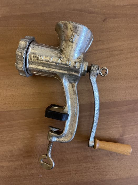 PRL - Alfa I - maszynka do mielenia mięsa