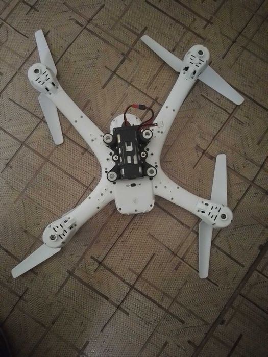 Дрон MJX R\C X101