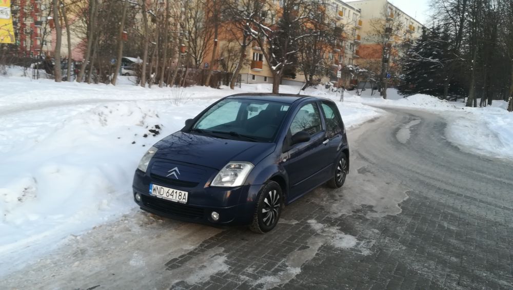 Sprzedam ładnego citroena C 2 oszczędne auto 1.4 HDI
