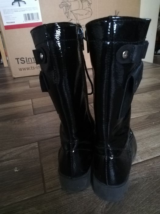 Buty jesienno-zimowe r. 28