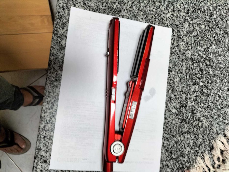 Prancha a vapor como nova.