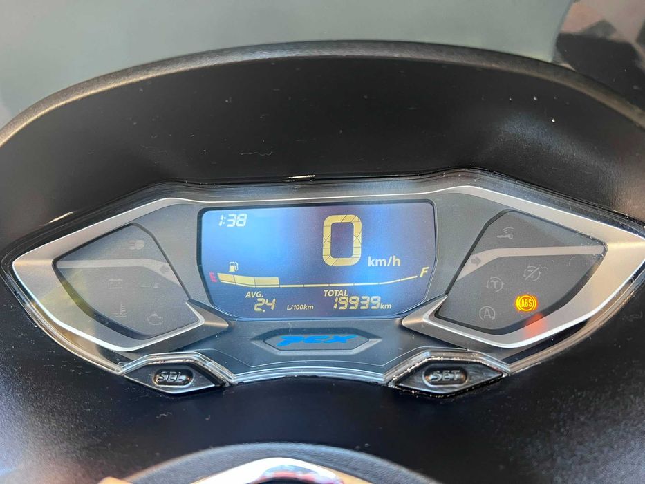 PCX 2022 com 20.000km