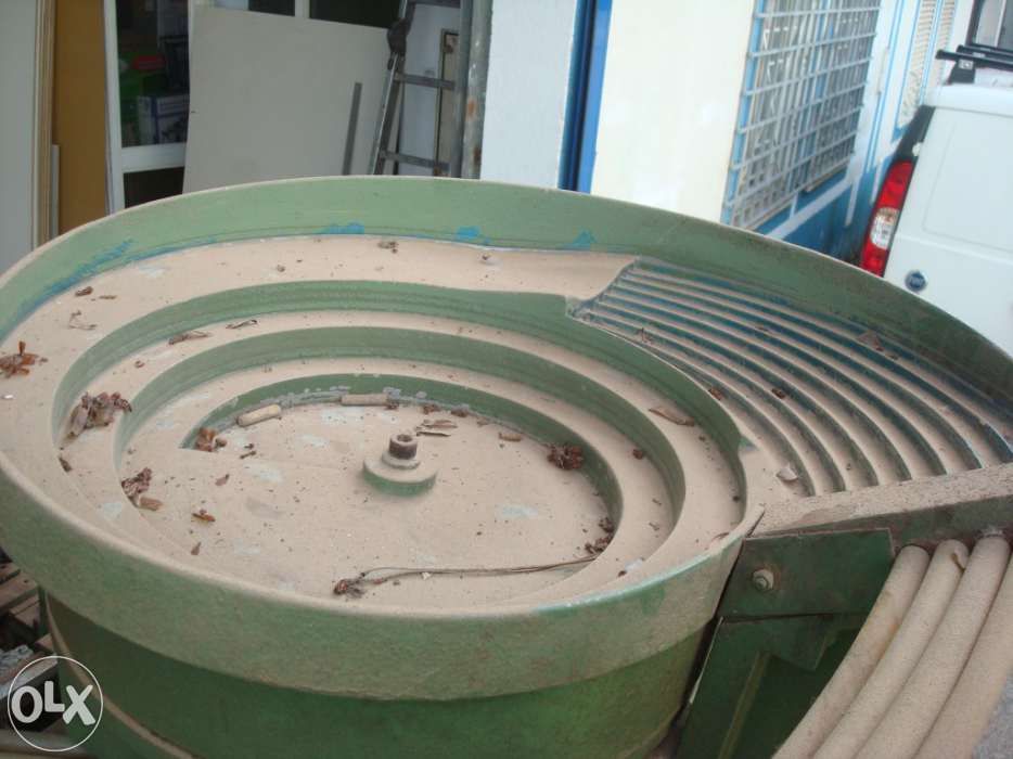 Vende-se Encavilhadora Lino Busellato