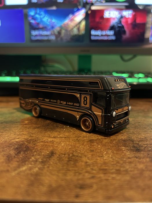 Troca de camião de transporte HotWheels