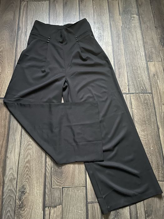 Eleganckie czarne spodnie dlugoe wysoki stan szerokie nogawki