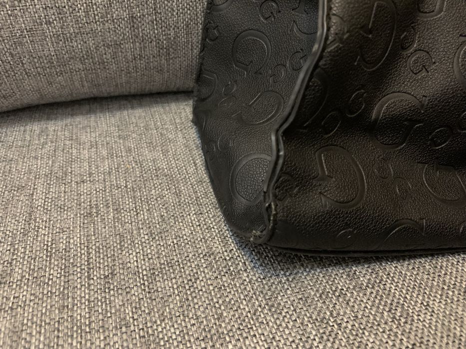 Torebka GUESS na ramię