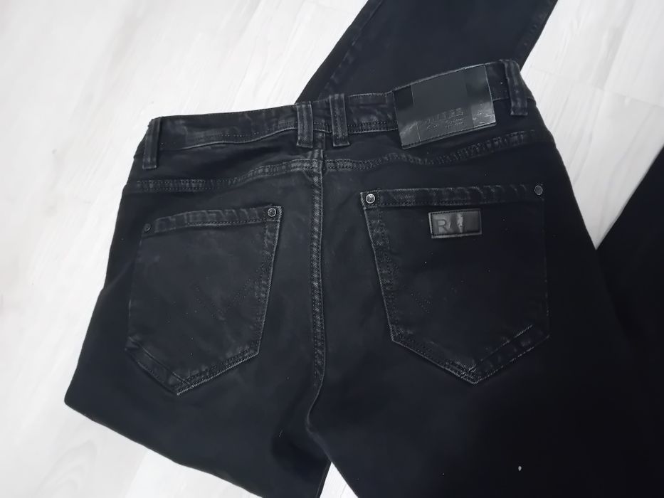 #Ritten Denim spodnie jeansowe czarne L