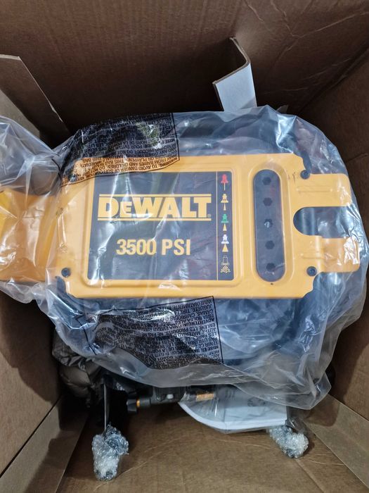 Kercher DeWalt spalinowy 3500 psi