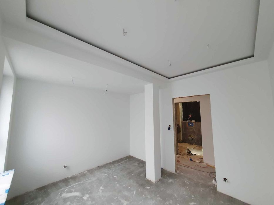 WOLNY TERMIN  Sufit podwieszany • Gładź • Malowanie • Panele