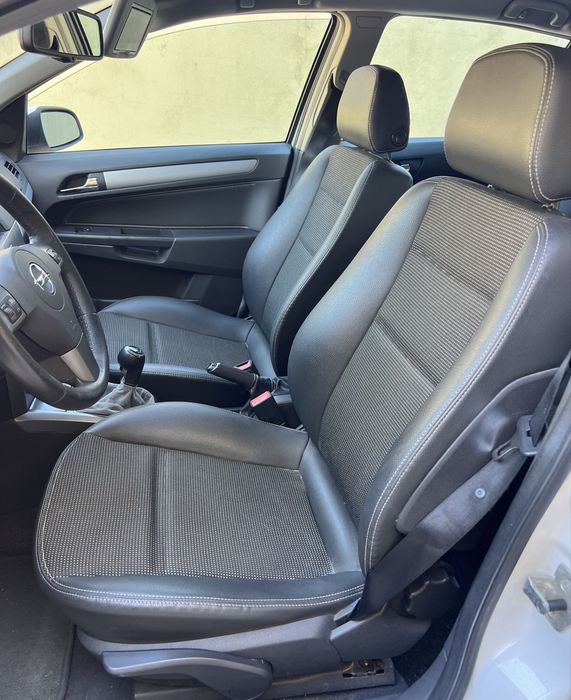 Opel Astra Cosmo Poucos Quilómetros